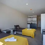 Отель Lofts Luna 2*