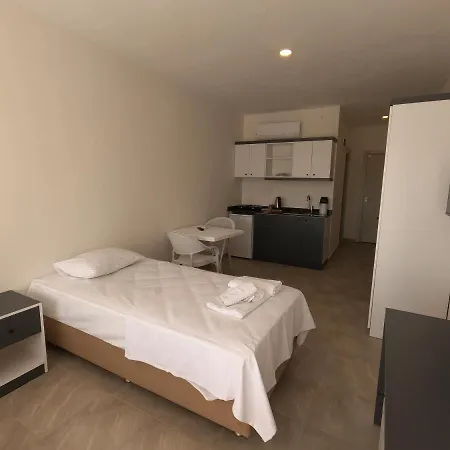 호텔 Lofts Luna 2*
