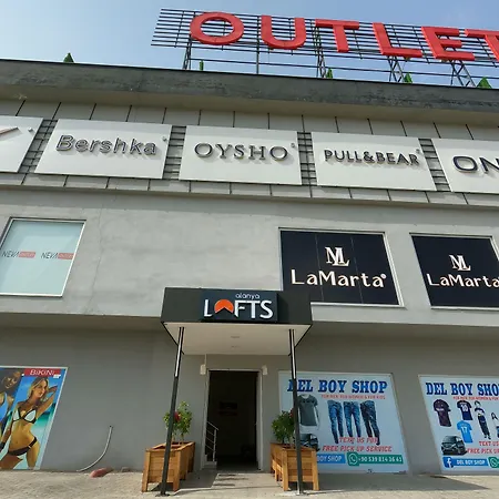 Готель Lofts Luna