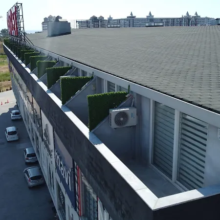 Готель Lofts Luna 2*