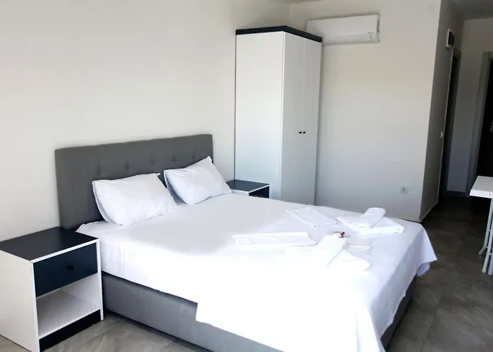 Lofts Luna Готель