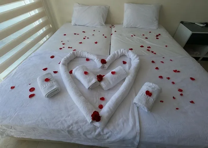 Lofts Luna Аланія