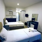 Lofts Luna Hotel
